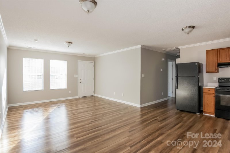 Property image 4 at 10409 Landon Street, Charlotte, NC 28215