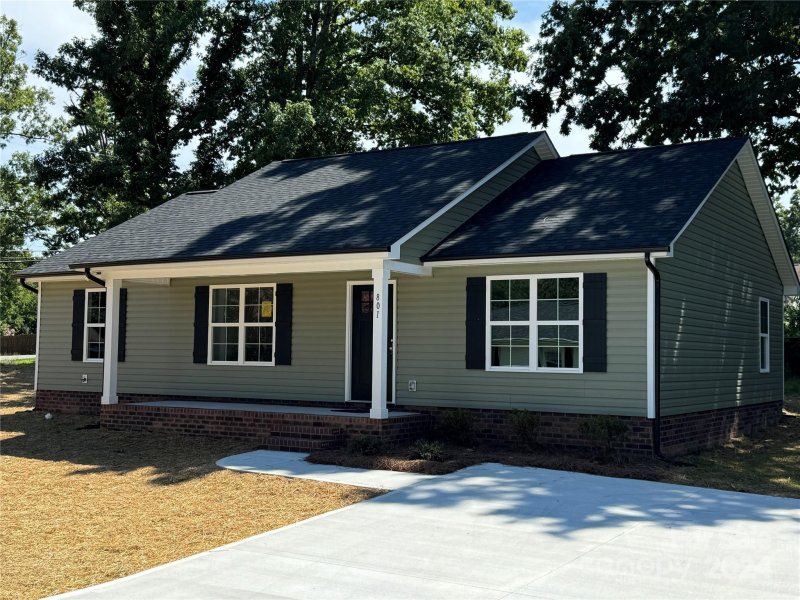 801 Maplewood Avenue