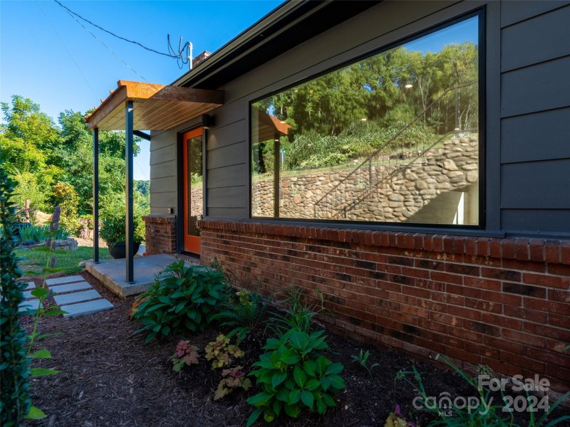 Property image 3 at 113 Hillside Street, Canton, NC 28716