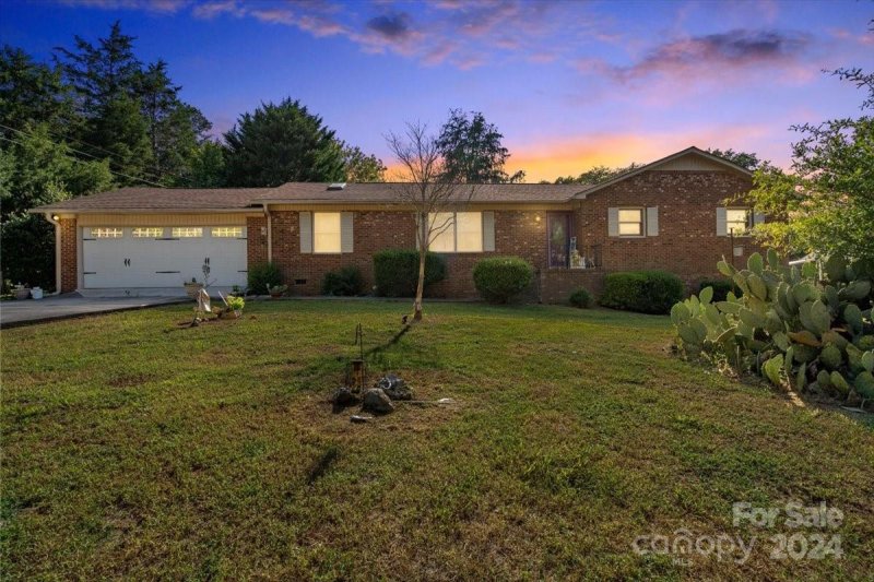 Property image 3 at 1050 Sheraton Way, Rock Hill, SC 29732