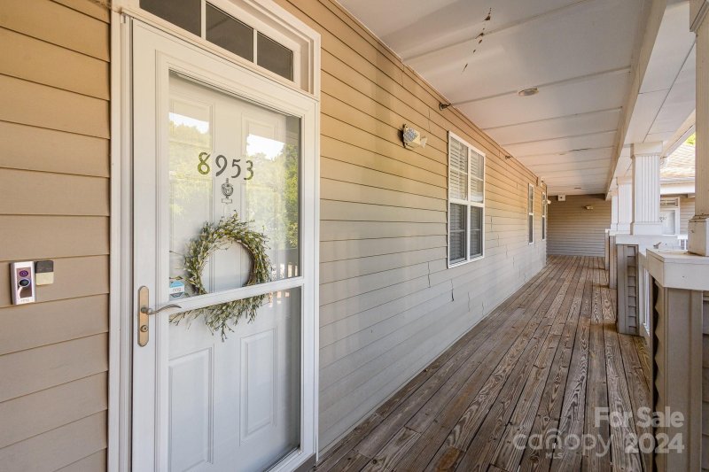 Property image 4 at 8953 Rosalyn Glen Road, Cornelius, NC 28031