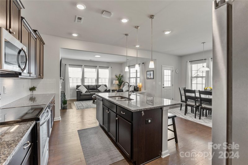 Property image 5 at 19714 Elise Caroline Alley, Davidson, NC 28036