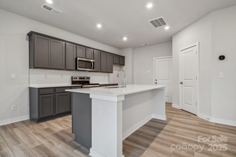 Property image 2 at 335 Bezelle Avenue, York, SC 29745
