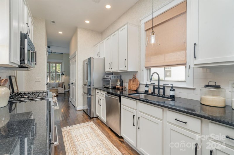 Property image 5 at 8221 Parkton Gate Drive, Huntersville, NC 28078