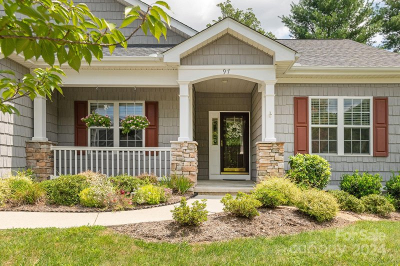 Property image 3 at 97 Shaws Creek Farm Road, Hendersonville, NC 28739