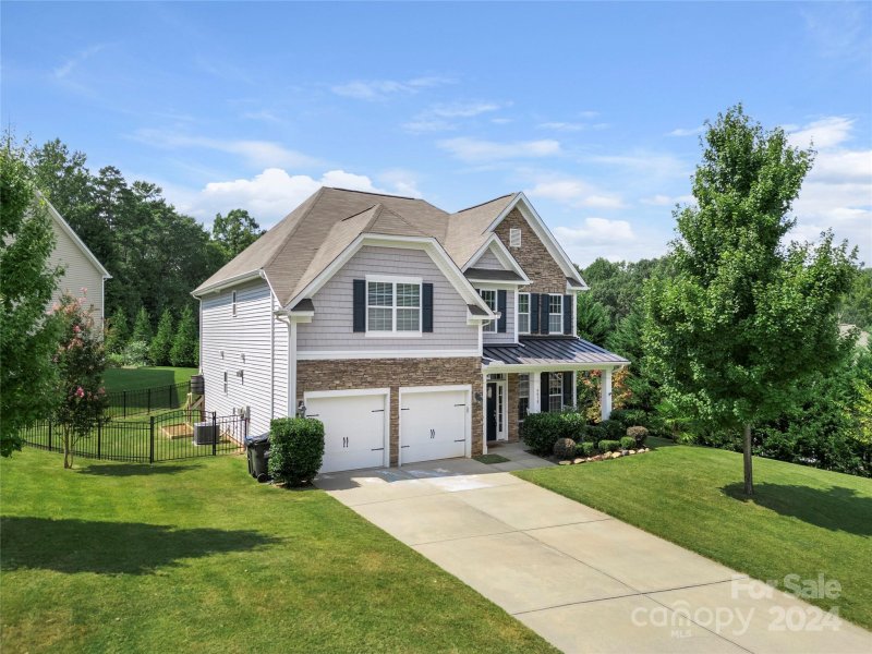 Property image 2 at 4018 Bridgepoint Drive, Fort Mill, SC 29715