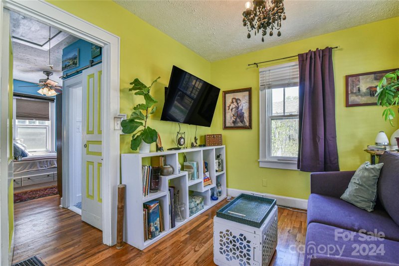 Property image 5 at 331 State Street, Asheville, NC 28806