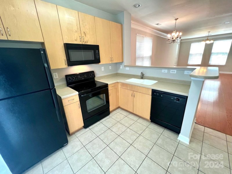 Property image 5 at 2018 Cambridge Beltway Drive, Charlotte, NC 28273