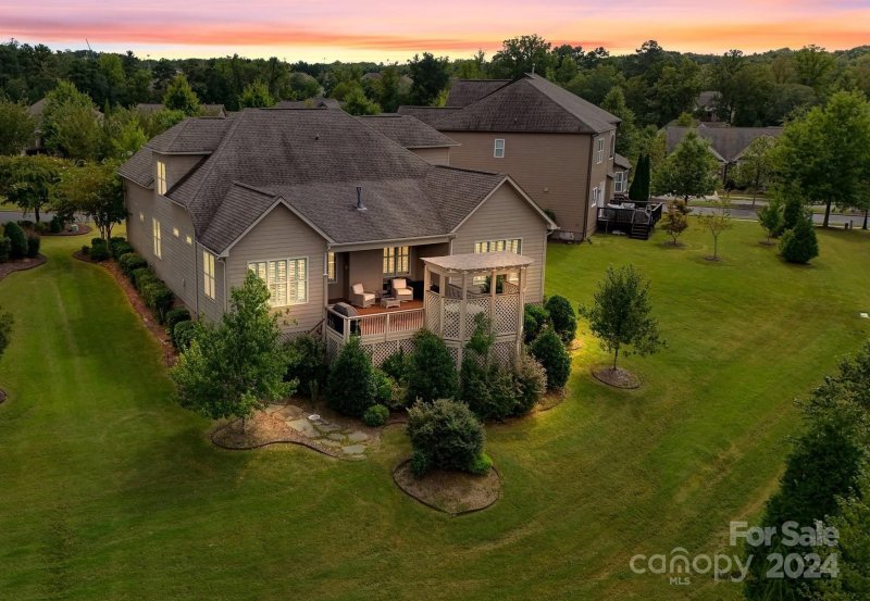 15608 Lake Ridge Road