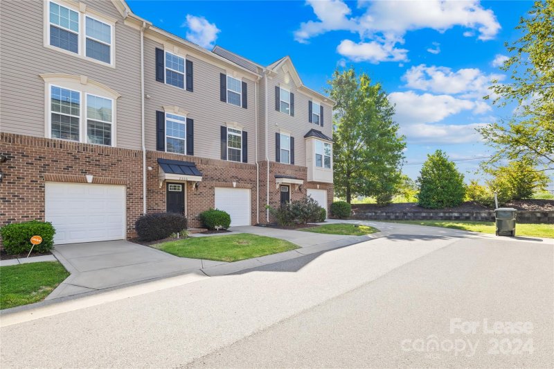 Property image 2 at 2306 Rachelwood Drive, Charlotte, NC 28273