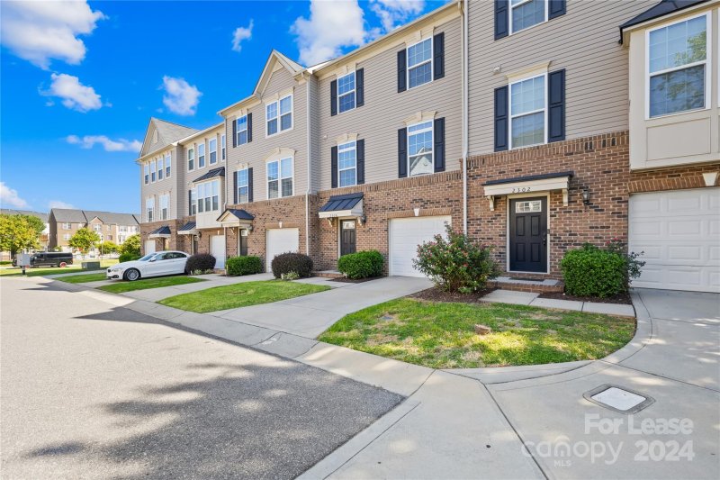 Property image 3 at 2306 Rachelwood Drive, Charlotte, NC 28273