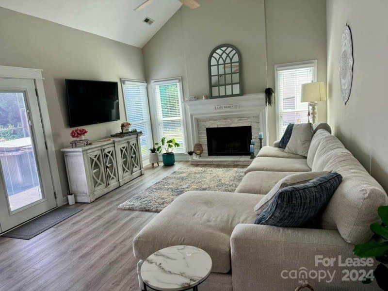 Property image 4 at 19942 Scanmar Lane, Cornelius, NC 28031