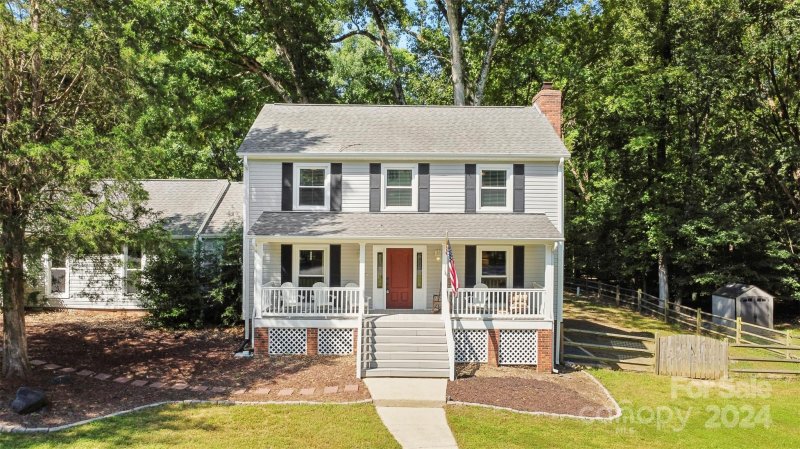 Property image 2 at 4416 Meadowridge Drive, Charlotte, NC 28226