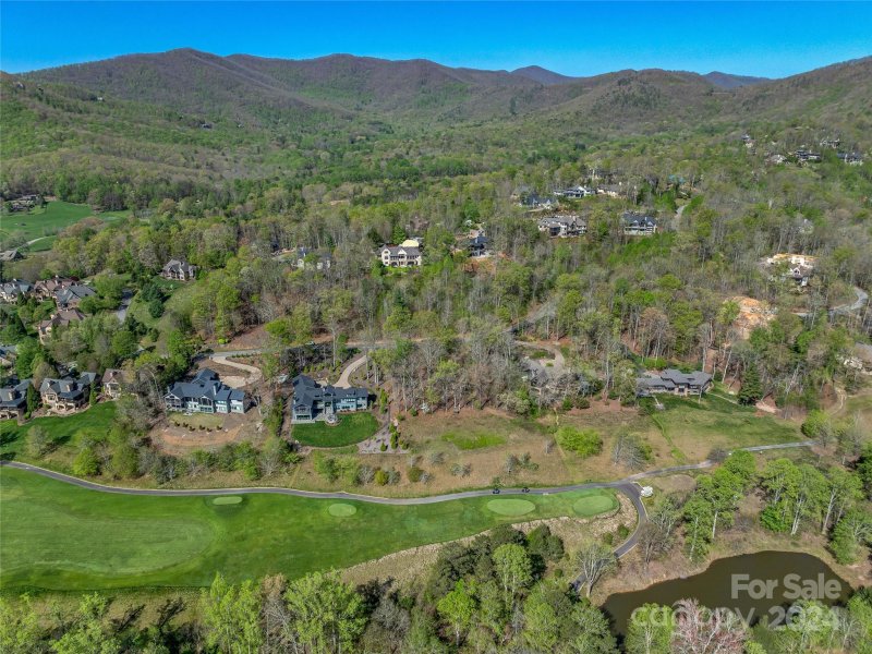 Property image 2 of 550 Walnut Valley Parkway in The Cliffs At Walnut Cove, Arden, NC 28704