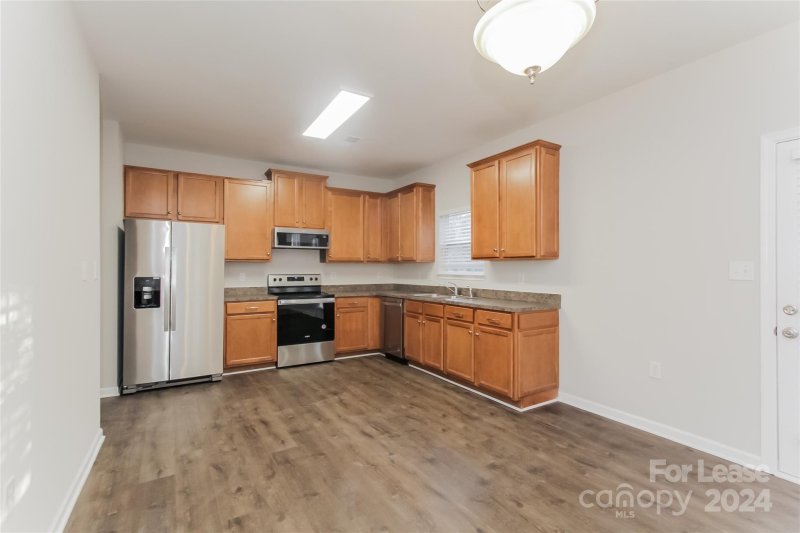 Property image 4 at 1331 Jordans Pond Lane, Charlotte, NC 28214