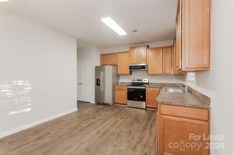 Property image 5 at 1331 Jordans Pond Lane, Charlotte, NC 28214