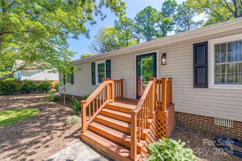 Property image 2 at 2038 Pinevalley Road, Rock Hill, SC 29732