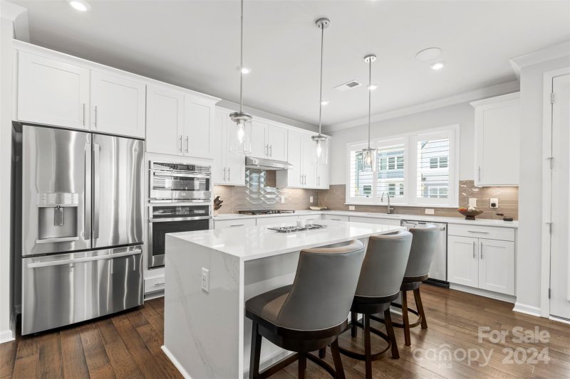 Property image 2 at 128 A Berkeley Avenue, Mooresville, NC 28117