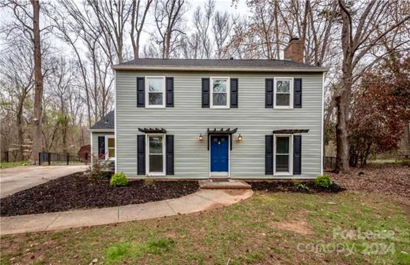 Property image 2 at 7942 Surreywood Place, Charlotte, NC 28270