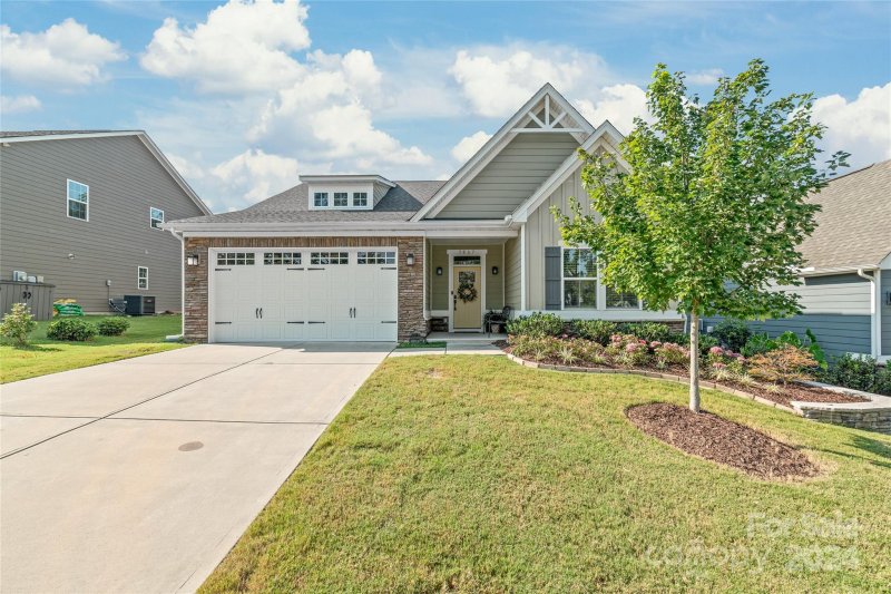 Property image 2 at 5067 Skyfest Drive, Charlotte, NC 28215