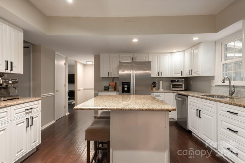 Property image 4 at 9151 Hinson Drive, Matthews, NC 28105