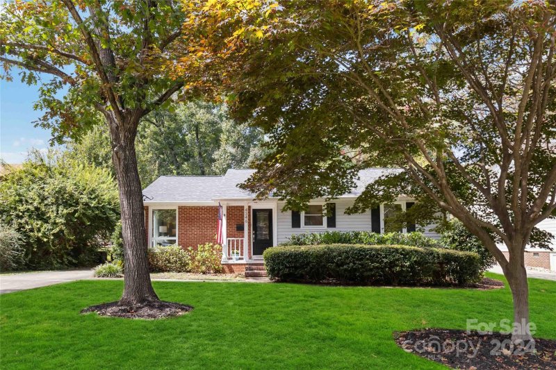 Property image 2 at 4346 Applegate Road, Charlotte, NC 28209