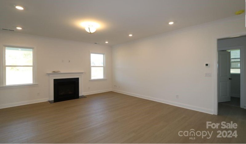 Property image 4 at 10120 Whitaker Pointe Drive, Huntersville, NC 28078