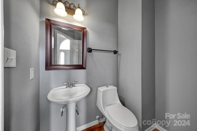 Property image 5 at 4404 Brownes Ferry Road, Charlotte, NC 28269