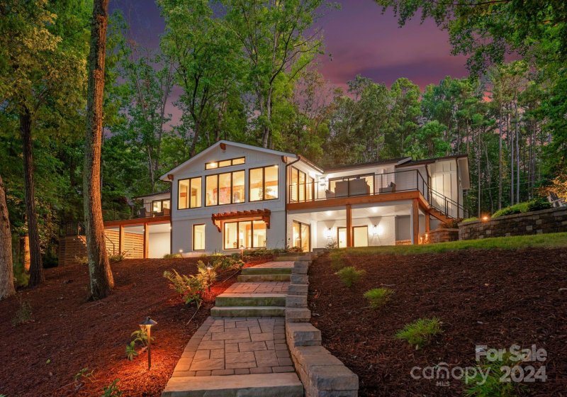 Property image 3 at 518 Stonemarker Road, Mooresville, NC 28117