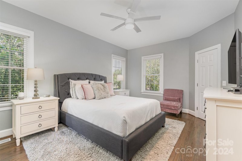 Property image 4 at 804 Garbow Court, Charlotte, NC 28270