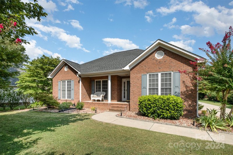 Property image 3 at 3815 Bent Creek Drive, Concord, NC 28027