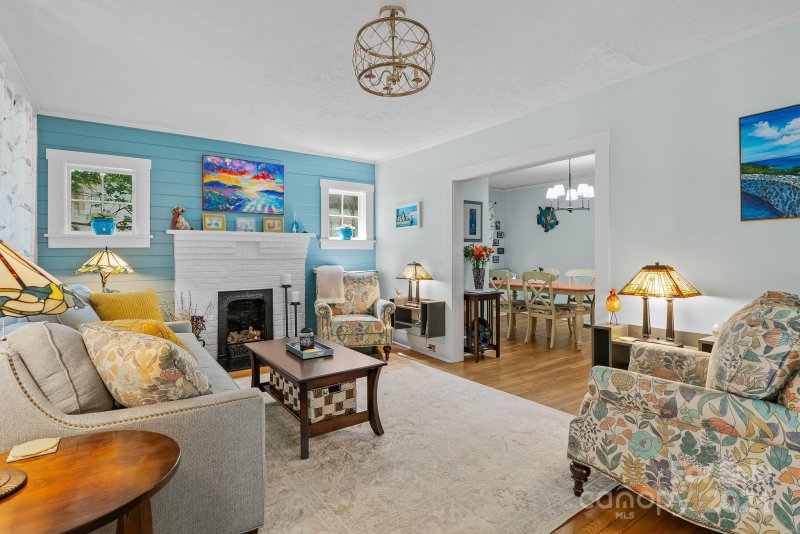 Property image 4 at 138 Murdock Avenue, Asheville, NC 28801