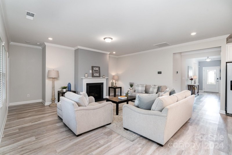 Property image 5 at 15040 Batteliere Drive, Charlotte, NC 28278