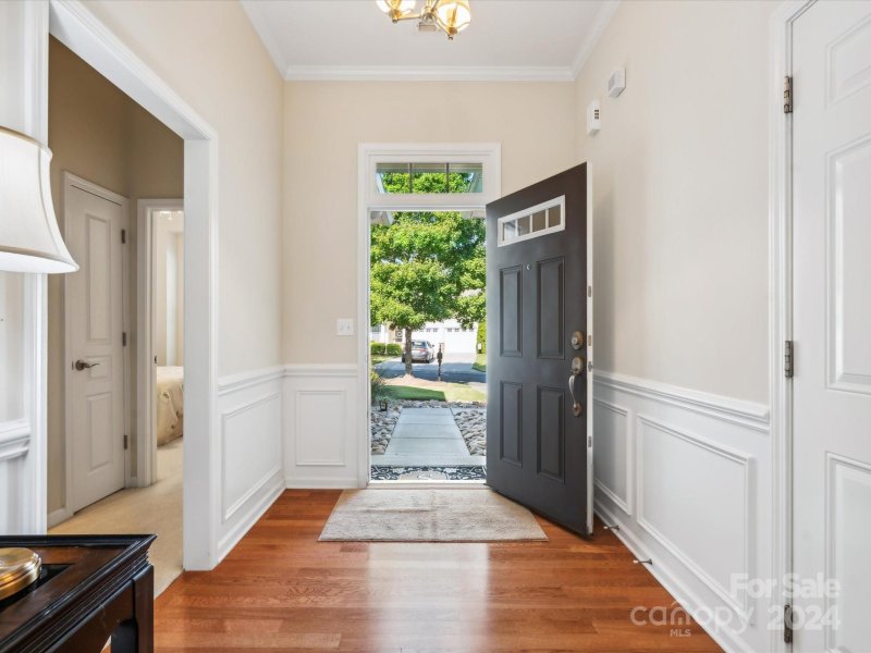 Property image 3 at 946 Knob Creek Lane, Tega Cay, SC 29708