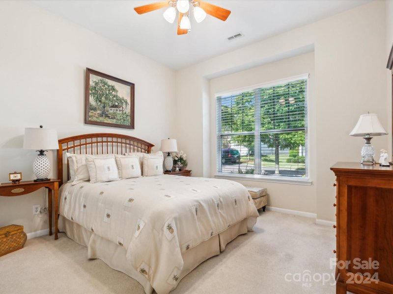 Property image 5 at 946 Knob Creek Lane, Tega Cay, SC 29708