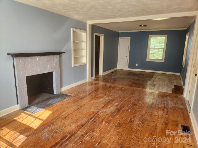 Property image 5 at 1125 W Laurel Avenue, Lancaster, SC 29720