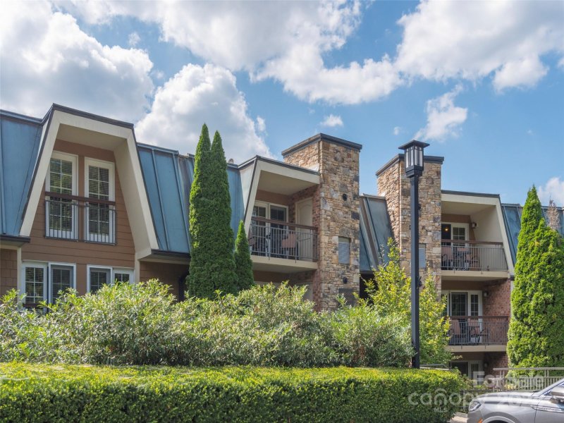 Property image 4 at 421 Bowling Park Road, Asheville, NC 28803