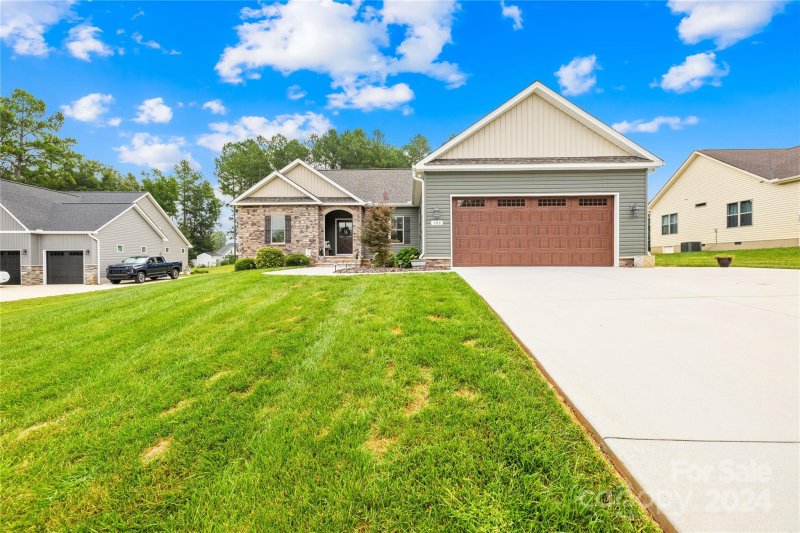 Property image 4 at 184 Greythorn Drive, Statesville, NC 28625