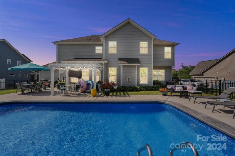 Property image 3 at 1318 Robinson Oaks Drive, Gastonia, NC 28054