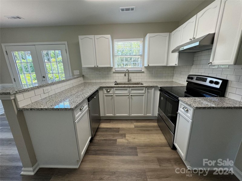 Property image 5 at 1213 Braveheart Lane, Charlotte, NC 28216