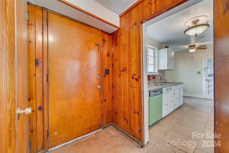 Property image 2 at 106 W Gregg Street, Fort Mill, SC 29715