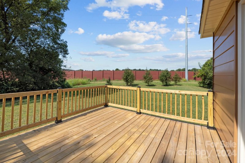 Property image 5 at 1415 Whisnant Street, Charlotte, NC 28206