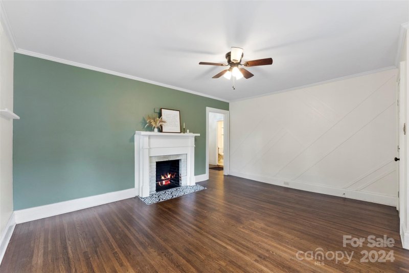 Property image 3 at 516 W Sixth Avenue, Gastonia, NC 28052