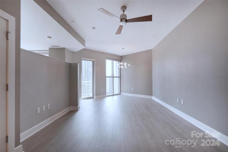 Property image 5 at 333 W Trade Street, Charlotte, NC 28202