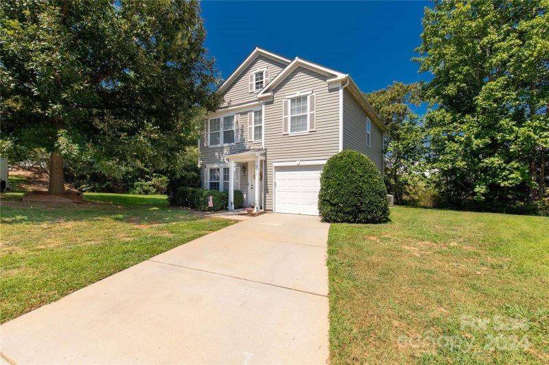 Property image 3 at 935 Torsion Lane, Clover, SC 29710