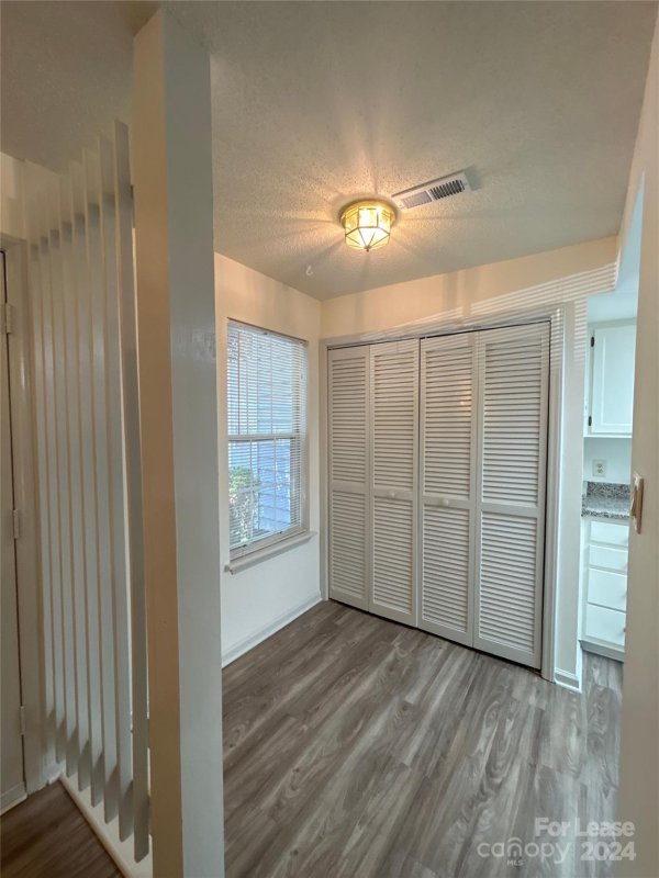 Property image 3 at 2936 Iron Gate Lane, Charlotte, NC 28212