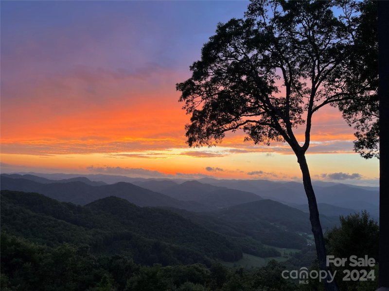 268 Sunset Point Road