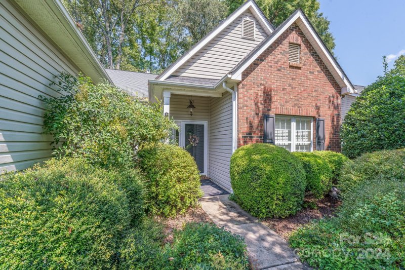 Property image 4 at 9518 Scotland Hall Court, Charlotte, NC 28277