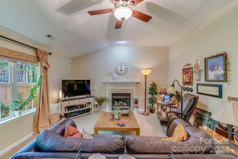 Property image 5 at 9518 Scotland Hall Court, Charlotte, NC 28277