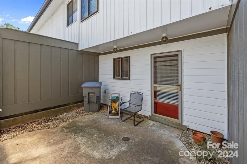 Property image 5 at 3619 Maple Glenn Lane, Charlotte, NC 28226